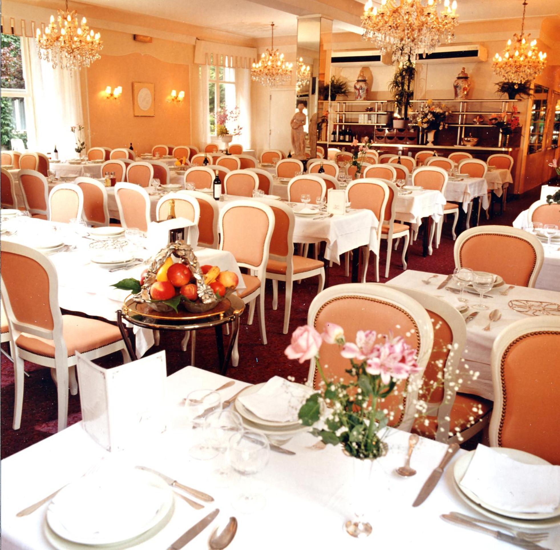 Hotel Jeanne D'arc 4*