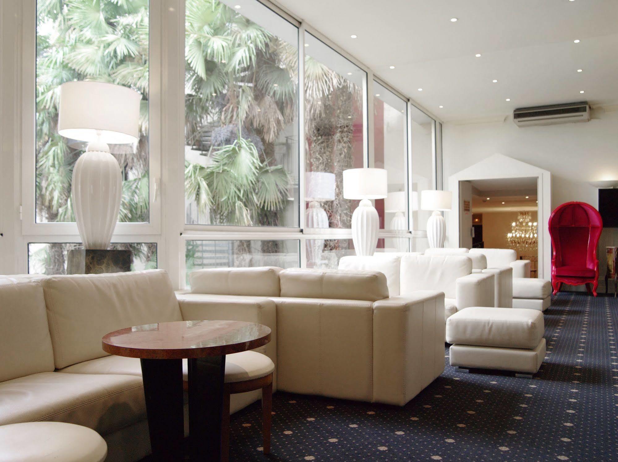 Jeanne D'arc Hotel Lourdes
